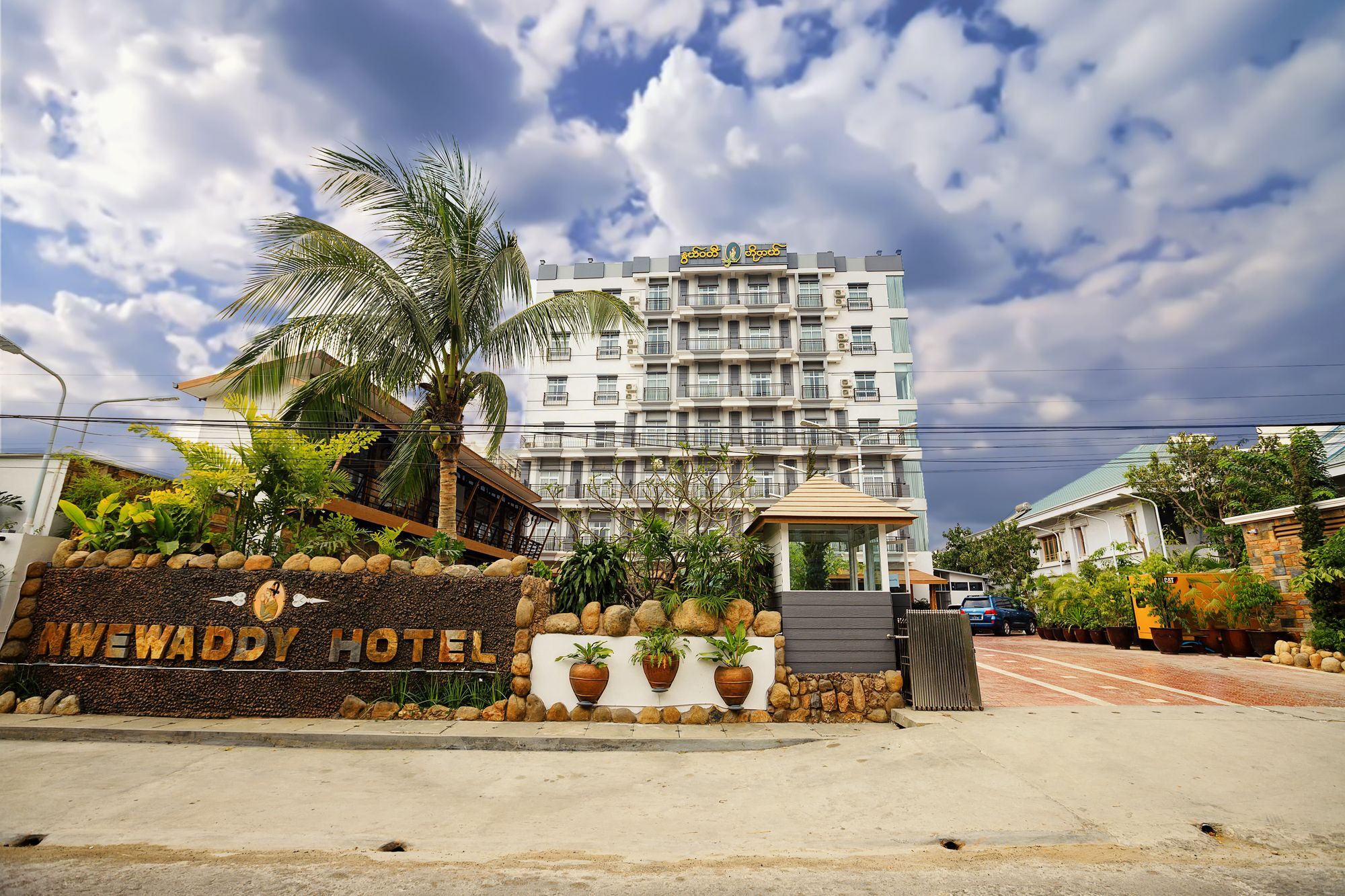 Mandalay Lodge Hotel Exterior foto